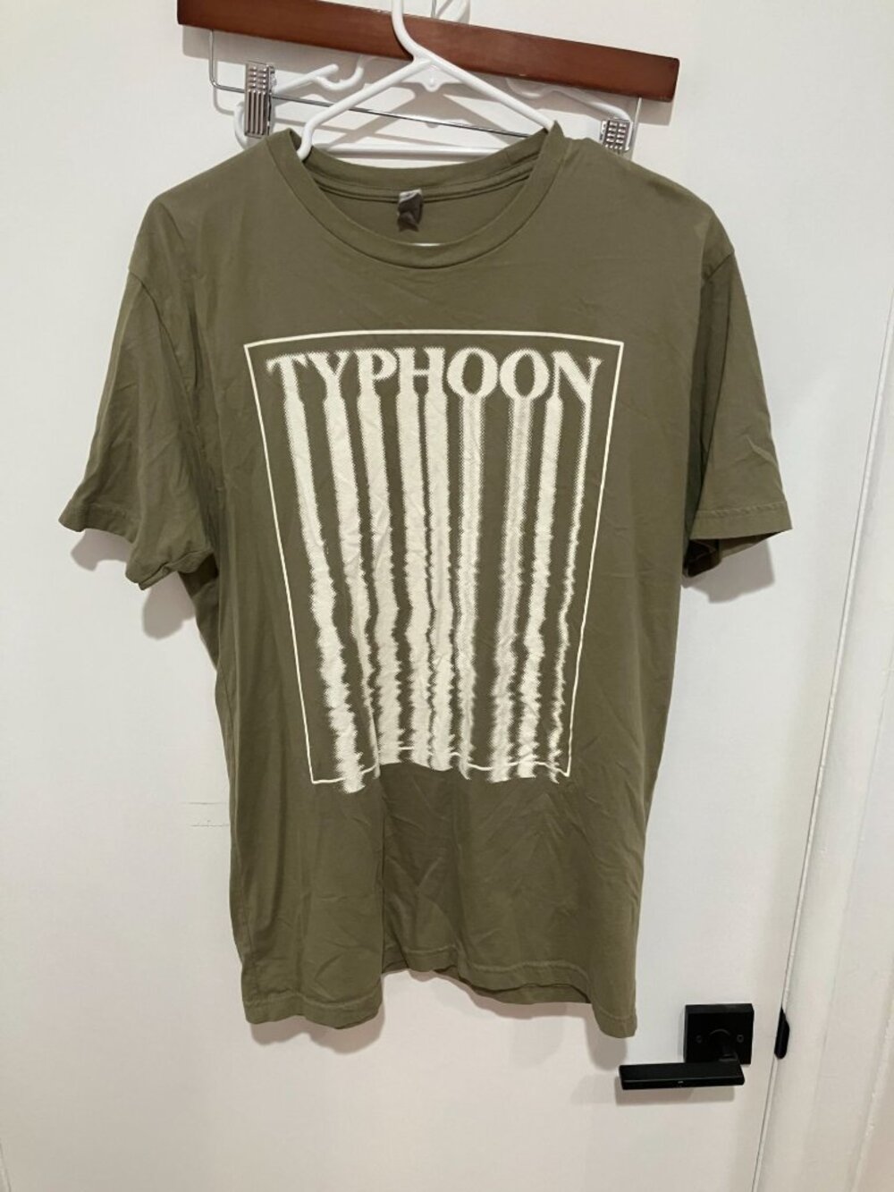 Typhoon Band 2018 Tour Merch Graphic T-Shirt Indie Rock Olive Green Size Large
